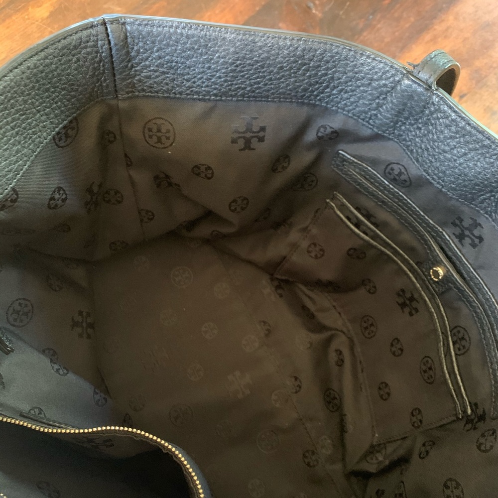 Tory Burch black T bag - Picture 5 of 5